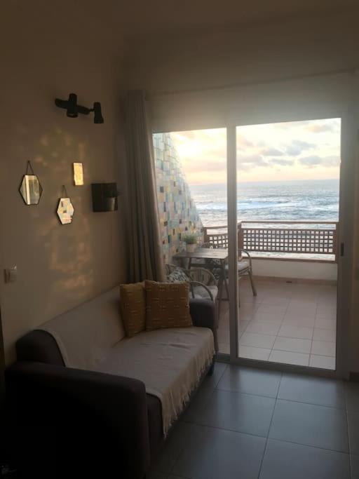 شقة Sunrise-Sunset Amazing Seaviews Las Canteras Beach لاس بالماس دي غران كاناريا المظهر الخارجي الصورة